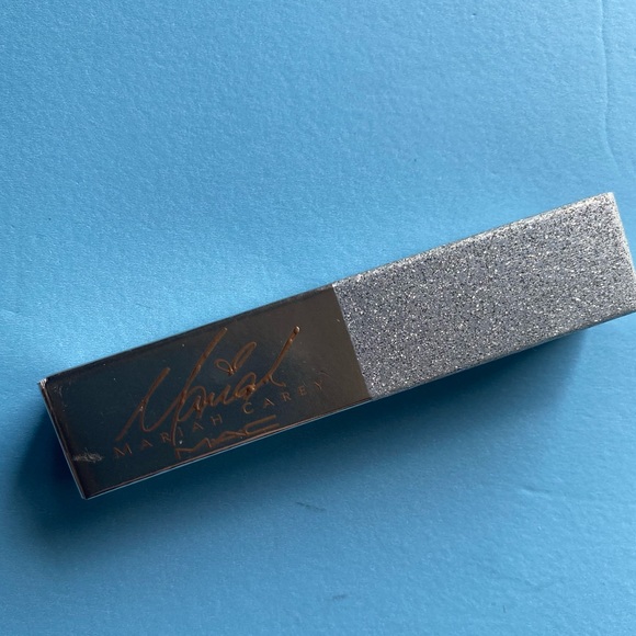 Mac X Mariah Carey It’s Just Like Honey Lip Gloss - Picture 3 of 10